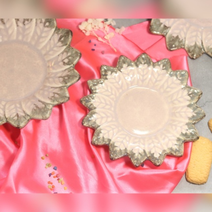 Flower Plate - Set Of Two Plates