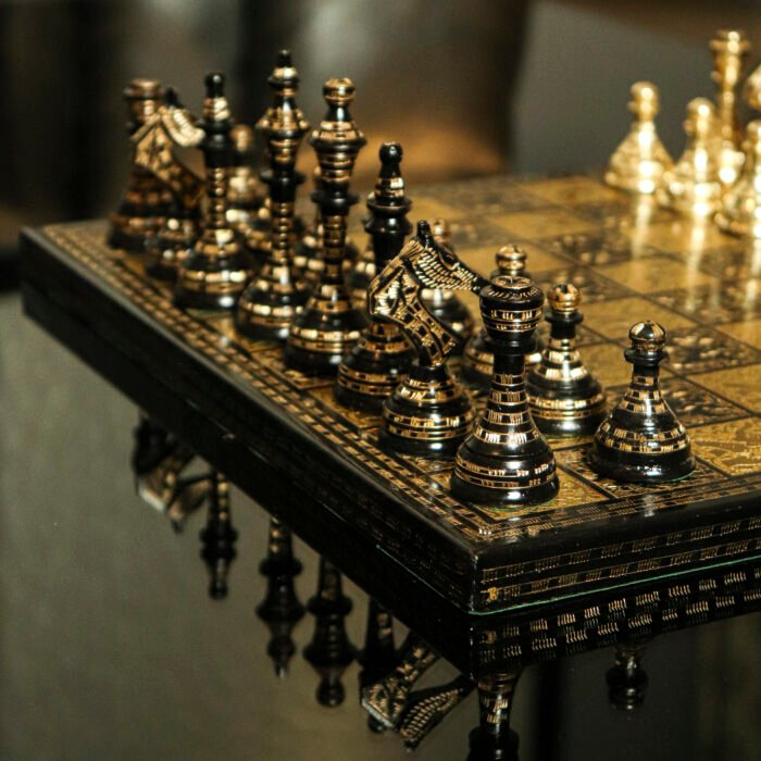 Classic Golden Black Royal Chess 6