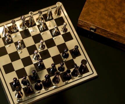 Morden silver black chess 4